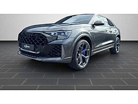Audi RS Q8 performance*640PS*MEGA-AKTION*uPE:€ 189.650,-*RS Abgas*305km/h*Designpaket blau*23"Alu*online Fahrte Audi RS Q8 performance*640PS*MEGA-AKTION*uPE:€ 189.650,-*RS Abgas*305km/h*Designpaket blau*23"Alu*online Fahrte