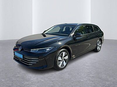 Volkswagen Passat 1.5 eTSI Business DSG LED AHK 360°Kamera Lenkradhzg