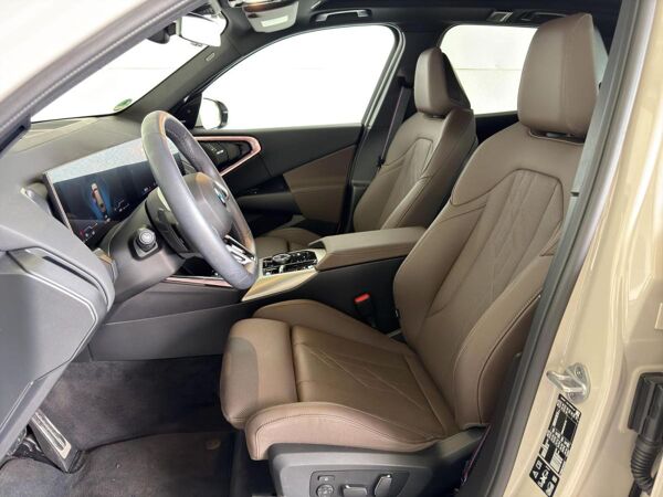 BMW X3 20 xDrive bild 7