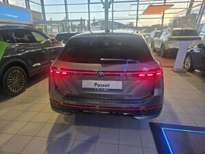 Volkswagen Passat R-Line "Signature" Hybrid //SOFORT VERF.// 272PS - mit 0,5% versteuern, HUD, Leder, LED, Kamera, Pan bild 4