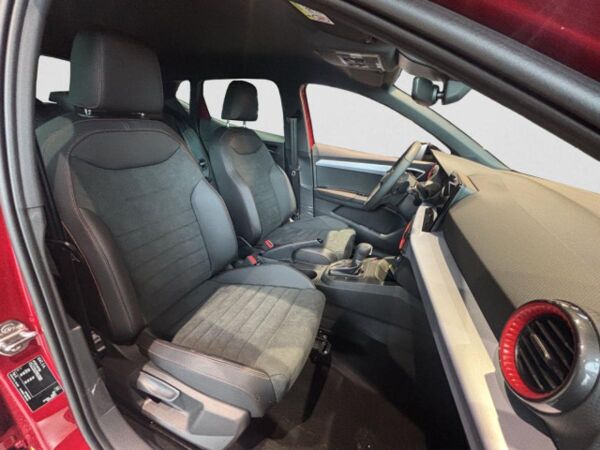 Seat Ibiza 1.0 TSI 85kW FR Black Edition DSG bild 4