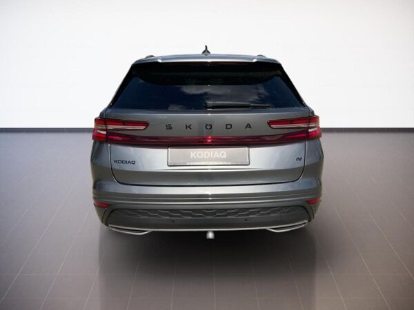 Skoda Kodiaq SPORTLINE 1.5TSI MATRIX.NAV.DSG.AHK.HUD.360°.AMBIENTE.DAB+ bild 4