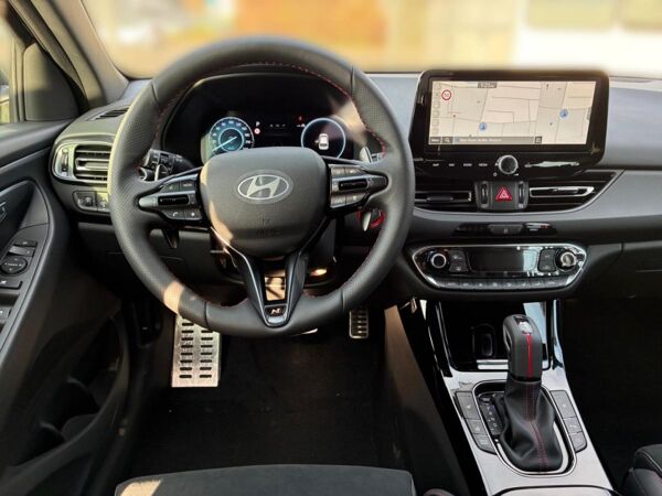 Hyundai i30 1.5 T-GDI Hybrid N Line DCT++SITZPAKET++PANODACH++ bild 6
