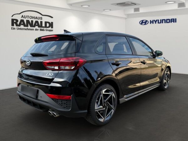 Hyundai i30 1.5 T-GDI Hybrid N Line DCT++SITZPAKET++PANODACH++ bild 3