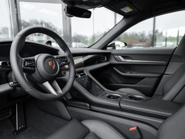 Porsche Taycan Sport Turismo bild 6