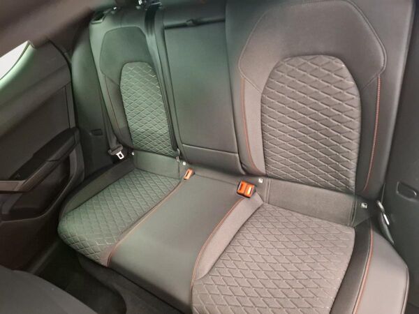 Seat Leon 1.5 eTSI FR Navi RFK SHZ CarPlay ACC bild 7