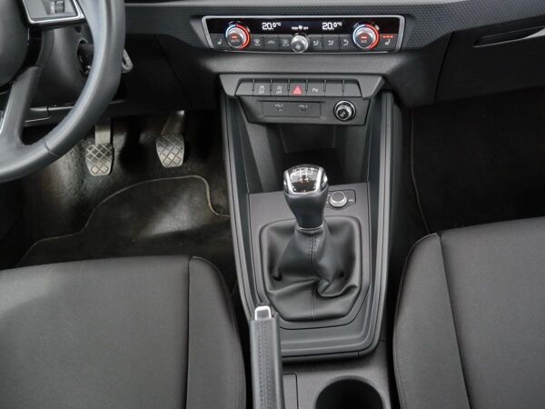 Audi A1 citycarver 25 TFSI S line LED*Bluetooth*EPH* bild 7