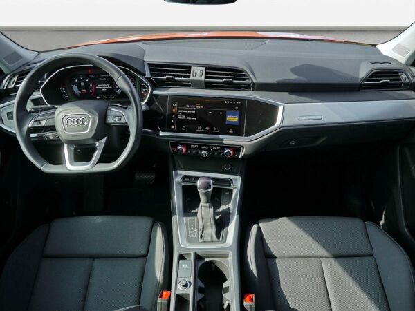 Audi Q3 Sportback 35 TDI S line LED*AHK*EPH*ACC bild 5