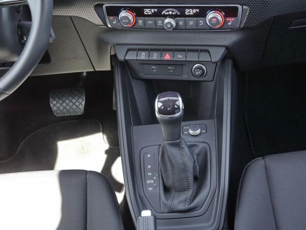 Audi A1 Sportback 25 TFSI advanced EPH*Digital*Blueto bild 7