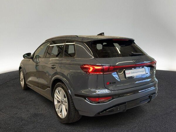 Audi SQ6 e-tron edition one gray quattro virtual HuD Pano AHK bild 3
