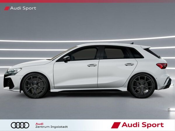 Audi RS3 Sportback TFSI qu LED PDC+ UPE 68.180,- bild 4