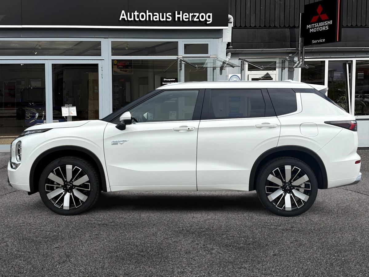 Mitsubishi Outlander 2.4L TOP Luxery bild 2