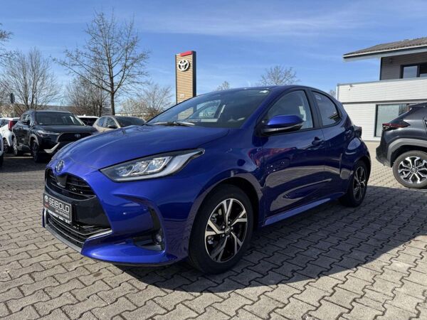 Toyota Yaris Hybrid Teamplayer inkl. Winterpaket* bild 2