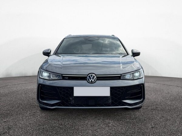 Volkswagen Passat Var. R-Line 4Motion TSI DSG|PANORAMA|AHK| bild 3