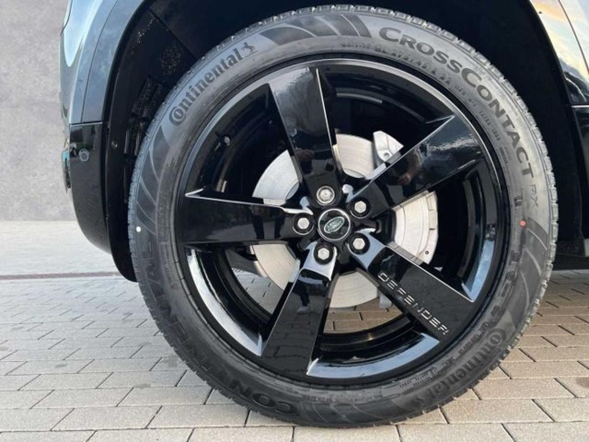 Land Rover Defender 90 D300 X-Dynamic SE bild 6