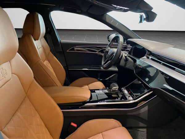 Audi S8 (4NC) bild 4