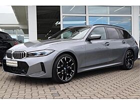 BMW 320 d xDrive Touring M-Sport/360°/ACC/Head-Up/AHK/HiFi/Adapt.LED/Rollo hinten BMW 320 d xDrive Touring M-Sport/360°/ACC/Head-Up/AHK/HiFi/Adapt.LED/Rollo hinten