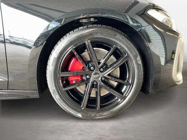 Audi A5 Avant e-hybrid quattro S tronic 4xSHZ bild 6
