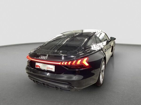 Audi e-tron GT quattro AIR Matrix HUD Keyless 360° bild 7
