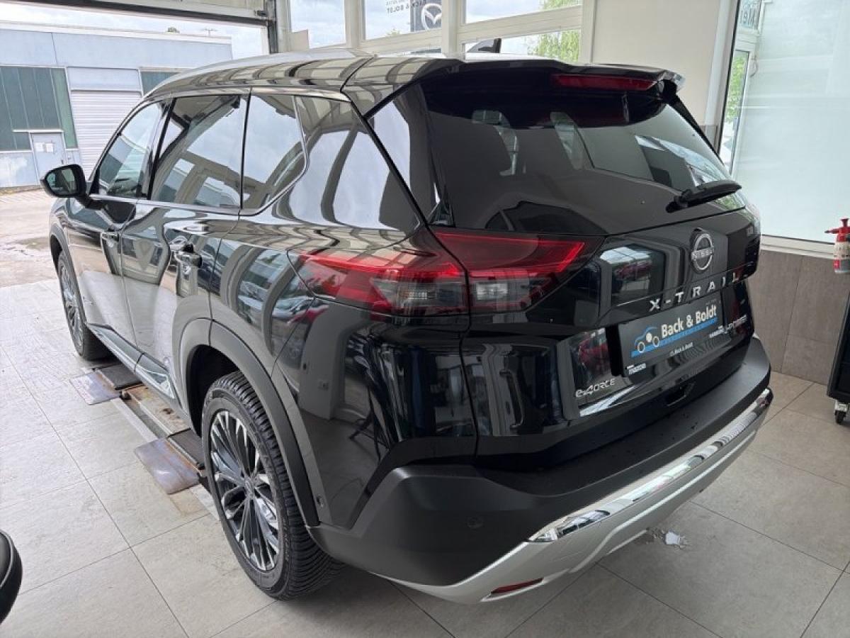 Nissan X-Trail X-TRAIL E-POWER E-4ORCE TEKNA*LEDER,VOLL LED* bild 3