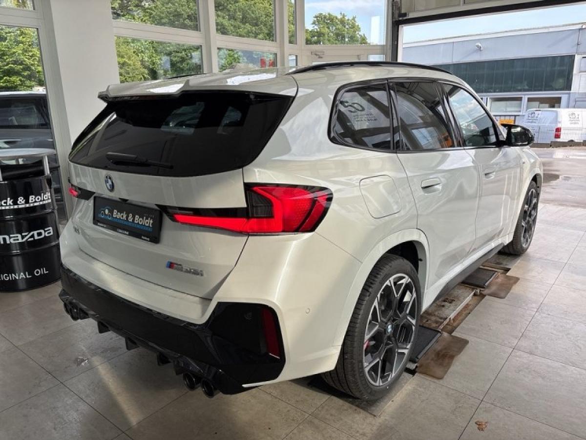 BMW X1 M35 I XDRIVE PANO+AHK+H&K+MEMORY bild 4