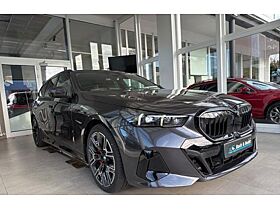 BMW 540 540D TOURING XDRIVE MSPORTPRO+PANO+AHK+DR-PRO+B&W BMW 540 540D TOURING XDRIVE MSPORTPRO+PANO+AHK+DR-PRO+B&W