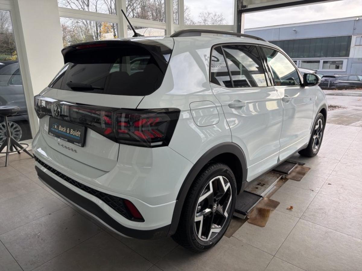 Volkswagen T-Cross T-CROSS R-LINE 1.0TSI VOLL LED+AHK+DISCOVER PRO bild 4