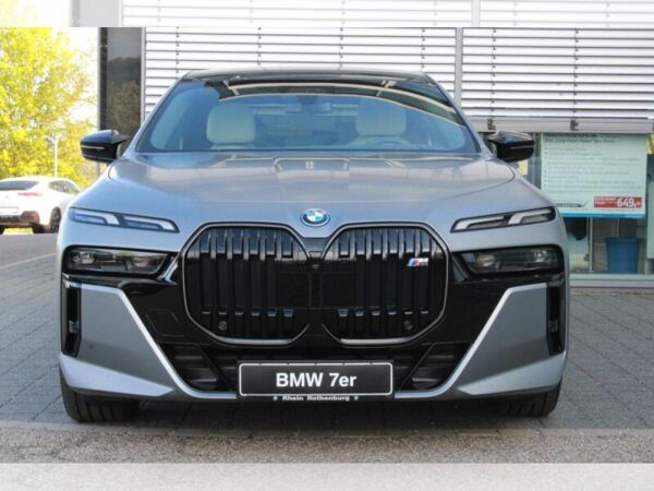 BMW 760 M760e *einmalige Chance*!! nur bei mind. 4 Fahrzeugen im Fuhrpark !!* bild 2