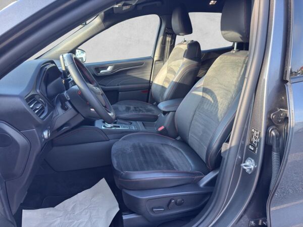 Ford Kuga Plug-In Hybrid ST-Line X Sportpaket bild 5