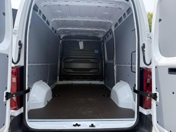 Renault Master Kastenwagen E-Tech FWD Kasten advance L2H bild 7