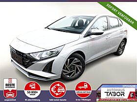 Hyundai i20 DCT Select Nav DigCo 16 CarPlay Kam PDC Temp
