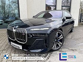 BMW i7 M70 xDrive || B&W TheatherScreen Autobahnass UPE: 222.199,-EUR BMW i7 M70 xDrive || B&W TheatherScreen Autobahnass UPE: 222.199,-EUR