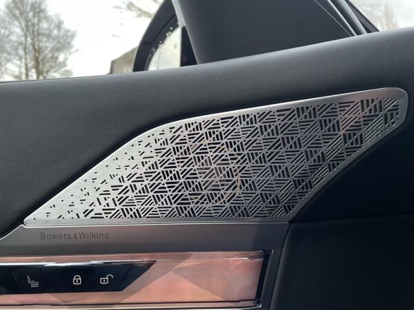 BMW i7 M70 xDrive || B&W TheatherScreen Autobahnass UPE: 222.199,-EUR bild 7