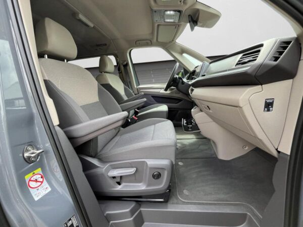 Volkswagen Multivan T7 8-SITZER, NAVIPRO, MATRIX, RFK, E-HKLAPPE bild 4