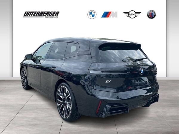 BMW ix BMW iX xDrive60 bild 4