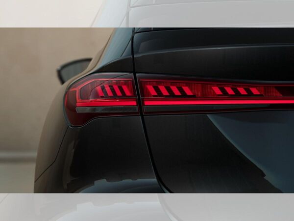 Audi A5 Avant S-line e-hybrid quattro | HuD,AHK,B&O bild 7