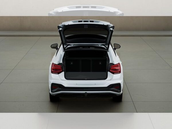 Audi Q2 ACC Matrix AHK Navi virtual privacy Kamera bild 6