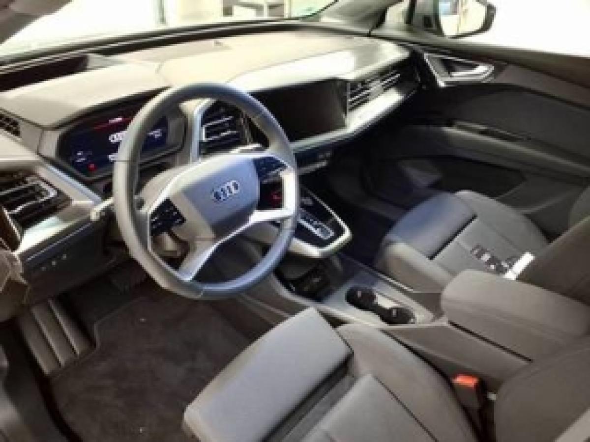 Audi Q4 e-tron e-tron 45 HUD AHK Navi Matrix Wärmep. bild 4