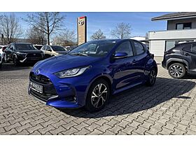 Toyota Yaris Hybrid Teamplayer inkl. Winterpaket* Toyota Yaris Hybrid Teamplayer inkl. Winterpaket*