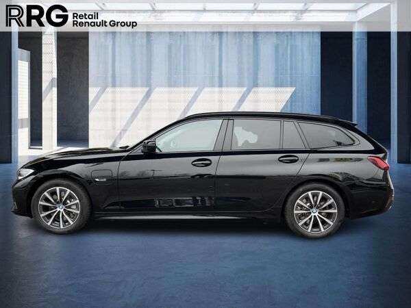 BMW 330 330e xDrive Sport Line bild 3
