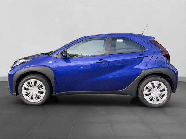 Toyota Aygo X Business Edition 72PS inkl. Metallic🚀​🚀​Engelbart-Deal🚀​🚀​Sitzheizung / Rückfahrkamera bild 2