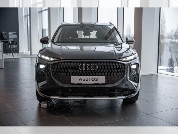 Audi Q3 TFSI S tronic NAV/ACC/KAMERA/ACC/NEUES-MODELL bild 2