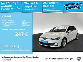 Volkswagen Golf VIII 1.5 eTSI Style DSG Navi PDC LED Plus uvm
