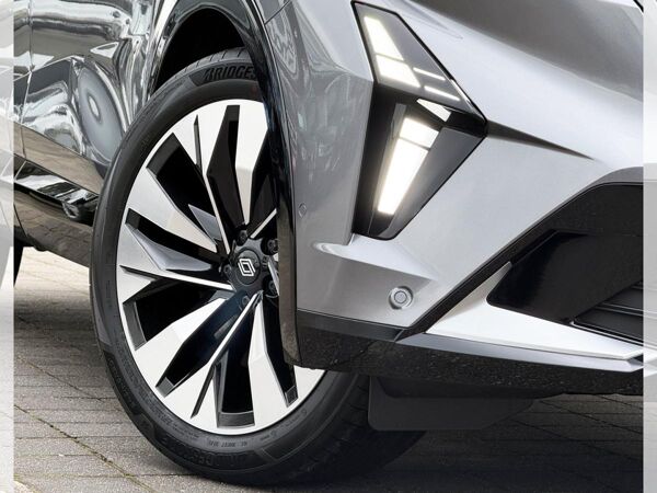 Renault Rafale TECHNO Full Hybrid E-Tech 200 MMA6 (UVP 46.600€/SOFORT)S.HEIZ/W.HEIZ/20"/NAV/PDC/5J.GARANTIE/UVM. bild 5