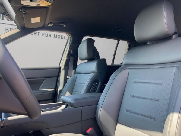 Hyundai SANTA FE PHEV 5-Sitzer 1.6 T-GDI 288 PS 6-AT 4WD Blackline bild 7