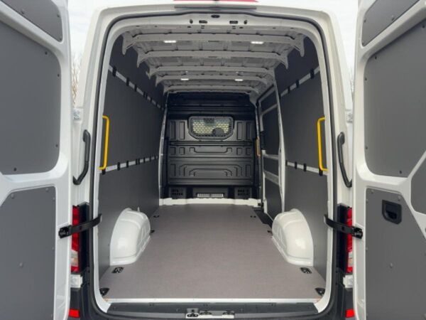 Volkswagen Crafter 35 Kasten HD/MR 103 KW 6-Gang Frontantr. *AHK*LED*Kamera*Sitzh. bild 3