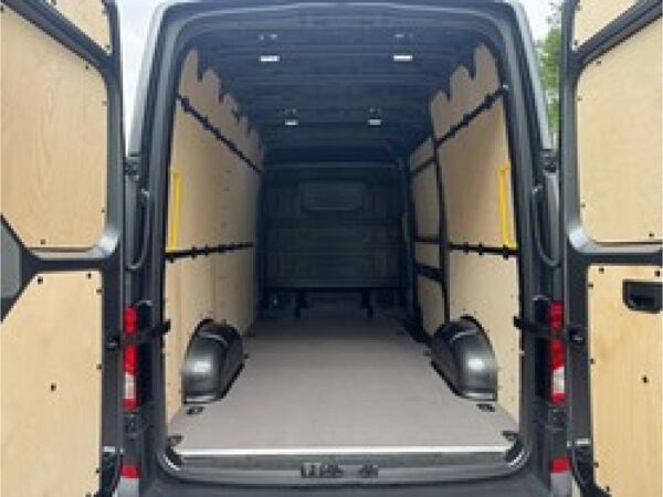 Volkswagen Crafter Kasten Hochdach AHK ACC bild 3