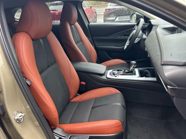 Mazda CX-30 e-SKYACTIV-G M-Hybrid 140 Nagisa AT bild 6
