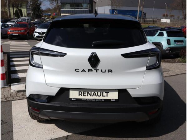 Renault Captur Esprit Alpine Mild Hybrid 140 EDC bild 4