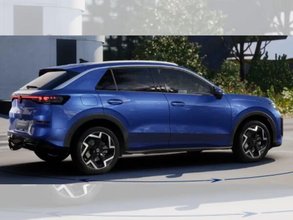 Volkswagen T-Roc R-Line 1.5 eTSI 150 PS DSG *MATRIX*AHK*PANO*KEYLESS*HEAD UP*48.535€* bild 6